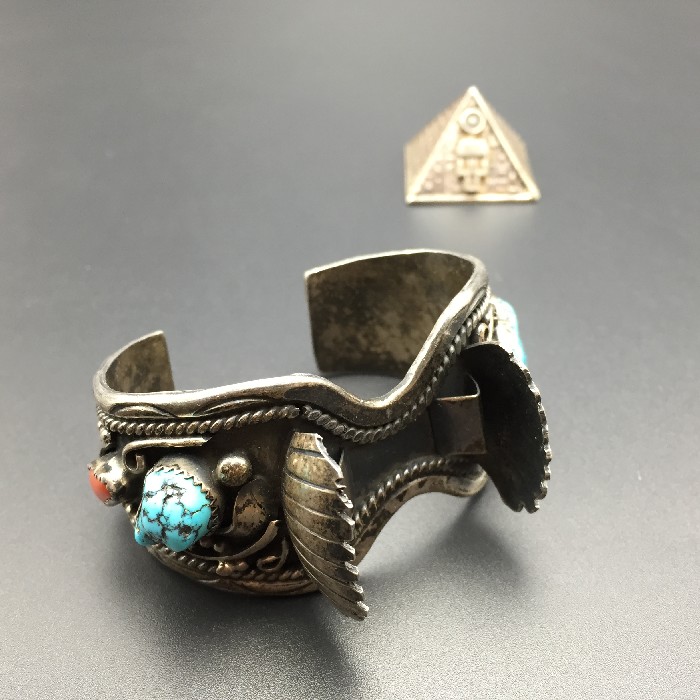 1950s American Indiana Ho Green Pine Coral Pure Silver Label Antique Bracelet Bracelet Watch Closed Woman