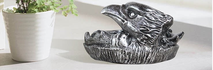 Resin Animals Crafts Gifts Pendulum to Eagle Smoke Ash Trays Hawks the Eagle Tobacco Ashtray Old Eagle Smokers' Resin Hawk's First Tobacco Ashtray
