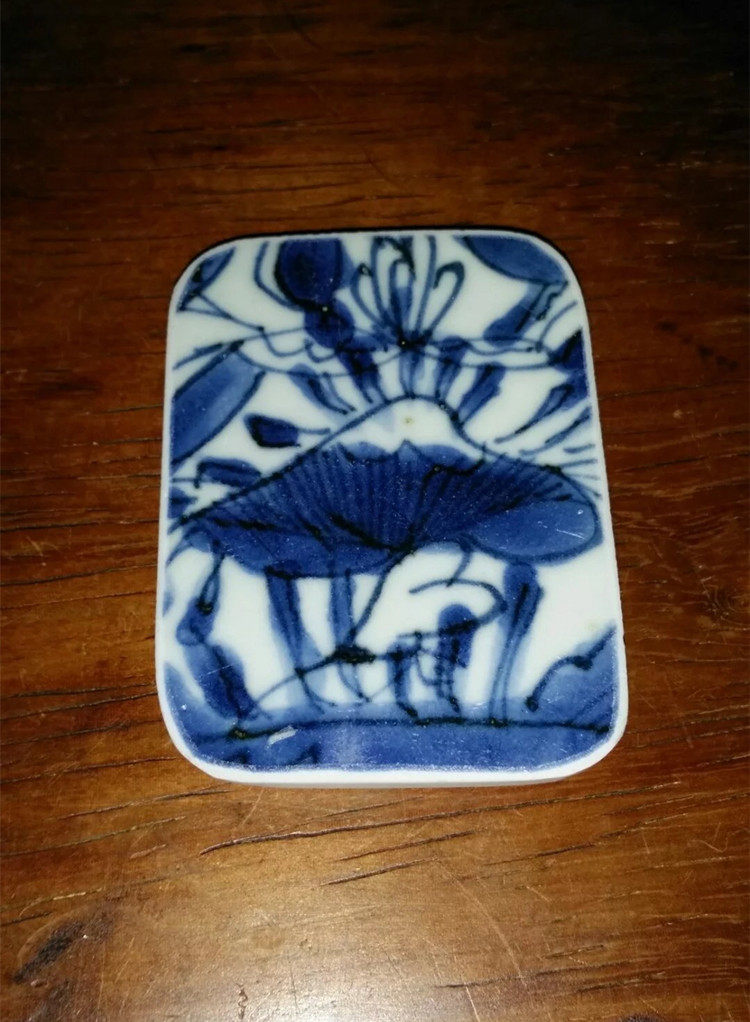 Qing Dynasty Green Flowers Old Porcelain Pieces Floral Grain Vintage Fur Coat Chains Ancient Porcelain Sheet Pendant Pattern Clear Polished