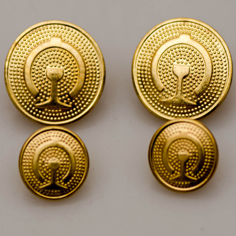 Metal railway buttons The railway shirts with buttons for the high-speed rail uniforms with foot big buttons