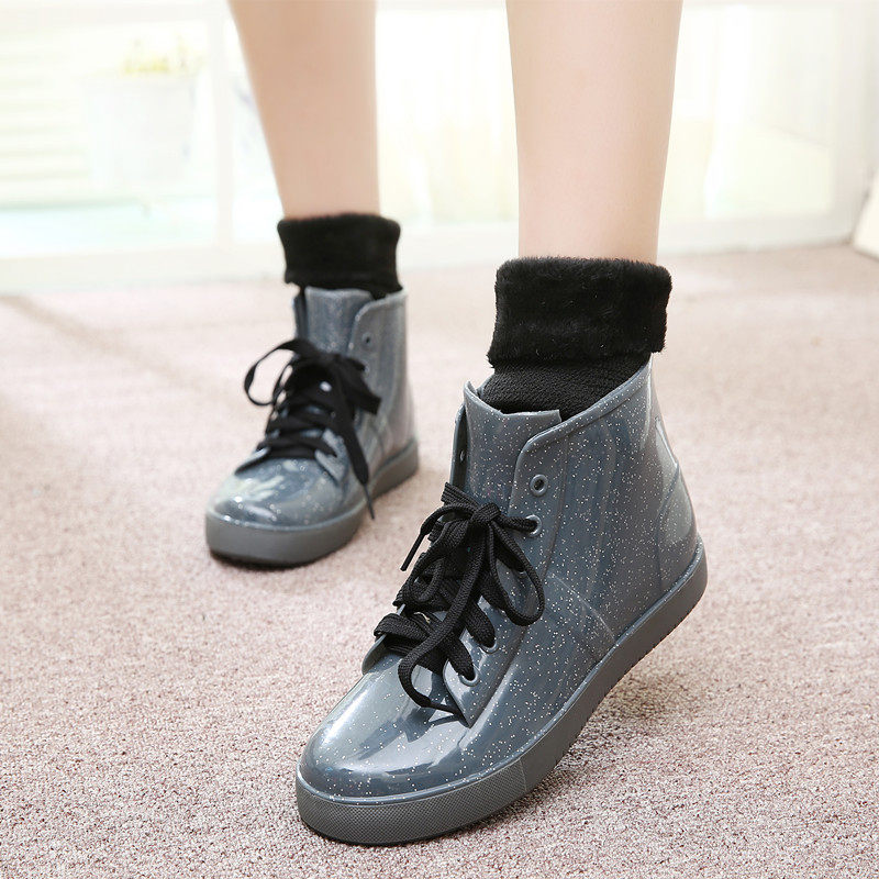 New women's rain boots fashion short tube plus cotton warm non-slip breathable short rain boots flat bottom spring and autumn Korean water boots