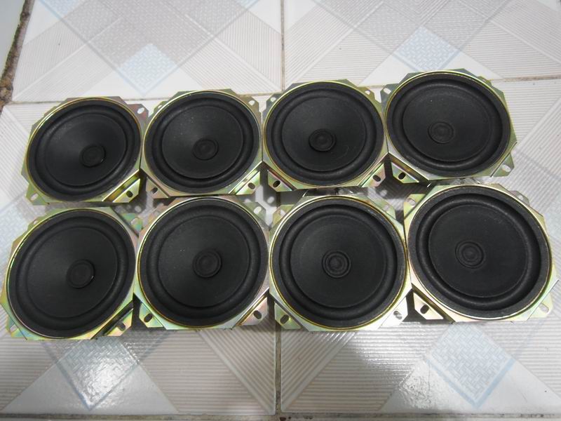 Panasonic Japan produces original 4-inch full-frequency horn pair for temporary shortage of stock