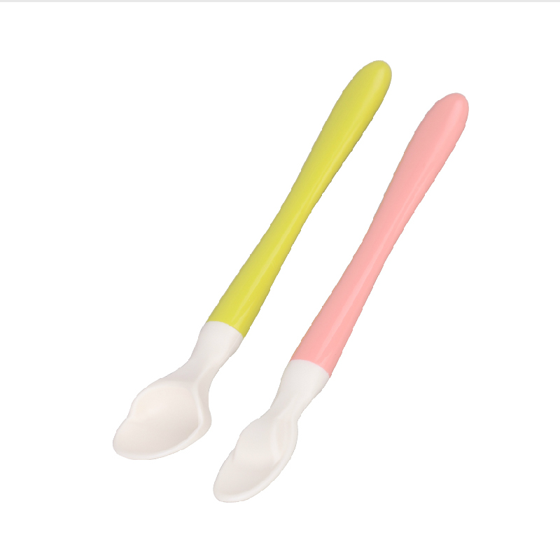 日本直邮 贝亲Pigeon辅食小勺宝宝婴儿餐具软硅胶哺喂碗勺套装