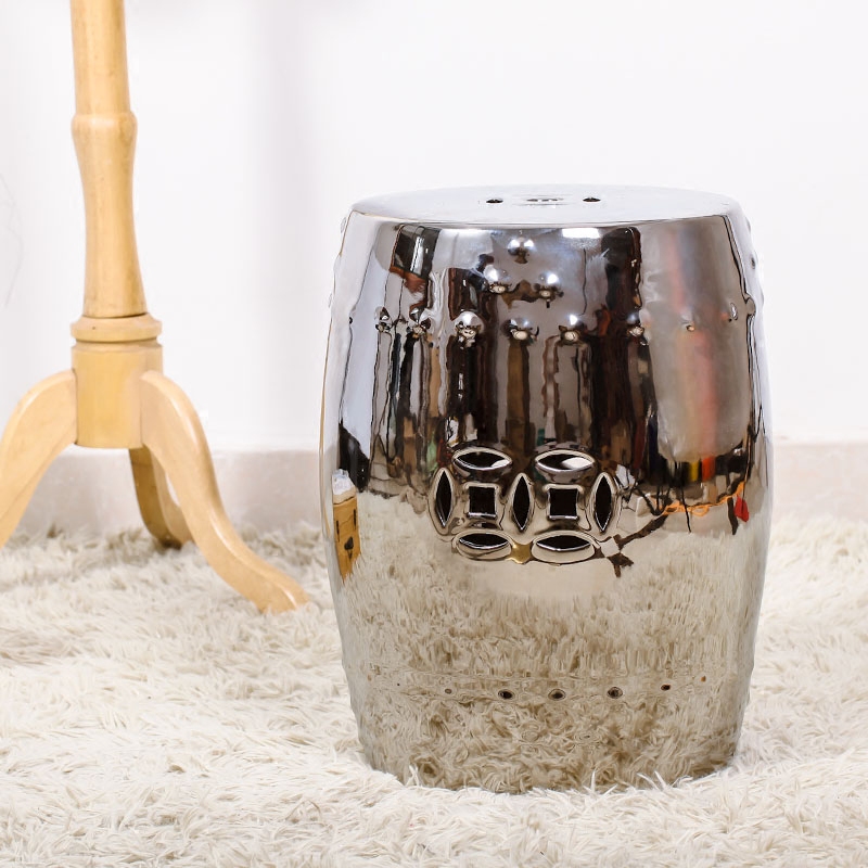 Chinese style dress and who shoes in who side what silver jingdezhen ceramic drum who in shoes who cold who sitting room creative furnishing articles