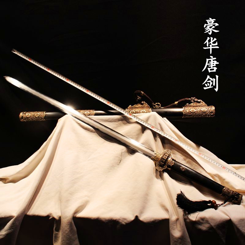 Dragon Springs City Han Jianjian sword Qin sword Han sword Tangsword 100 chain steel capsized with unopened blades on the ground