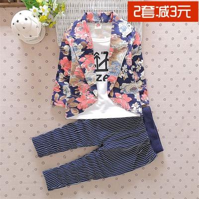 trẻ em gió Anh phù hợp với mùa xuân và mùa thu 2 tuổi 3 chàng trai giản dị Cardigan 1-3 tuổi nhỏ phù hợp với cậu bé mỏng nhỏ.