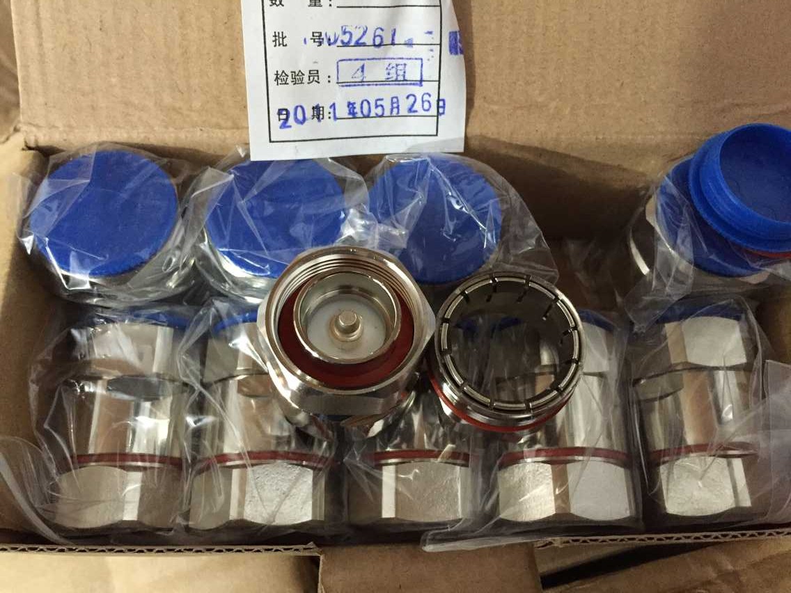 50-22 (7 16) -J7 8 feeder line L29-J DIN male head base station coupling adapter 7 8DIN type male head