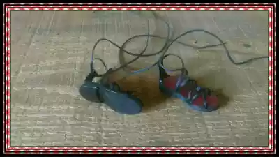 1:6 lace-up women's sandals