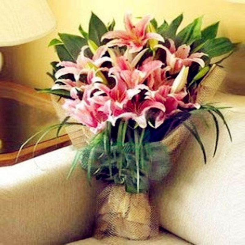 上海天津海门香水百合花束北京同城鲜花速递朋友同事领导长辈礼物