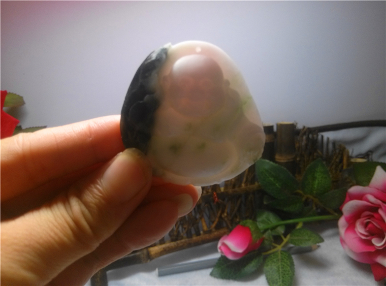 Tianjiao natural A goods hibiscus red Nanyang jade Buddha pendant jade Buddha necklace Maitreya Buddha women laughing Buddha jade pendant