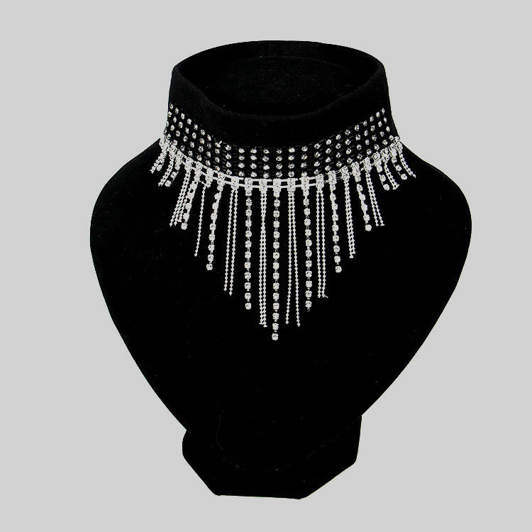 Autumn and winter scarf necklace pendant warm female fake collar drill net red Internet cafe DJ dance field set chain jewelry clavicle chain pendant