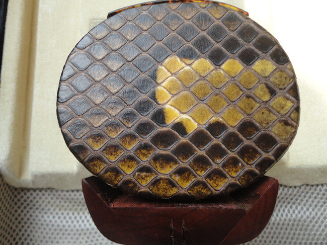 Professional playing of African small leaf purple sandalwood flat cylinder Erhu Erquan Huqin instrument manufacturer direct marketing optional leather