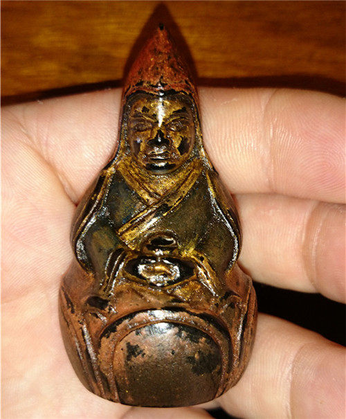 (this first Buddha) The Tibetan Ancient Monastery is passed down to the General Collector Of Sacred Objects, with the Buddha Zucchinmadol.