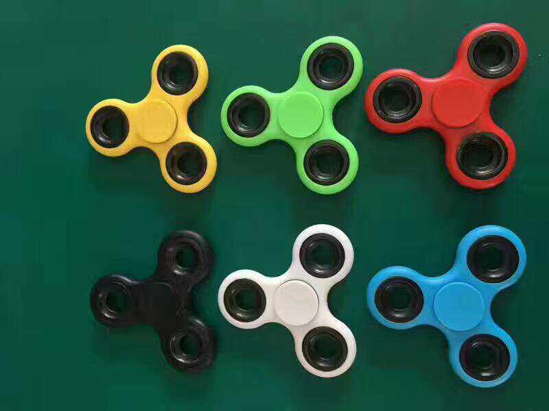 Fingertips Tops Edc Creative Single Finger Spiral Decompression Toy Bearings Interfinger Mini Toy Plastic Tops