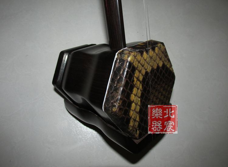 Direct sales by factory manufacturers such as refined black sandalwood Erhu Ziguang Honolulu and the violin bow of the violin