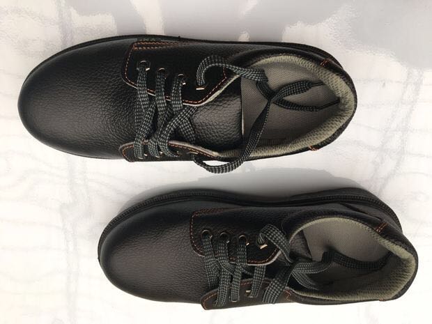 Labor insurance shoes male YH Yang Shanghai brand 6kV Dongfeng electric insulation shoes two-layer embossed cowhide polyurethane (PU) safety shoes