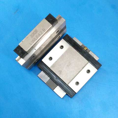 Japan IKO LWLF42BCS LWLF42B wide linear guide rail with slider slide rail (LWLF42)
