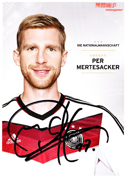 German international Mertesacker German Football Association 2014 edition autographed official card