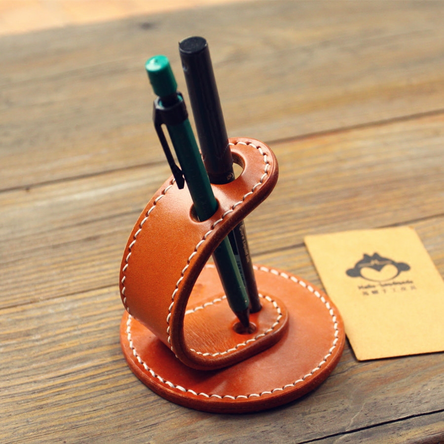 Monkey handmade×cowhide plastic pen holder creative pen holder business pen holder gift×British horse bridle leather