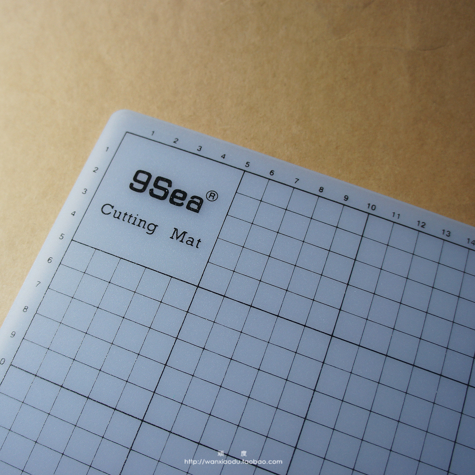 Leather cutting base plate Jiuyang Jiuyang Nine sea A3 translucent cutting base plate to protect the cutting knife