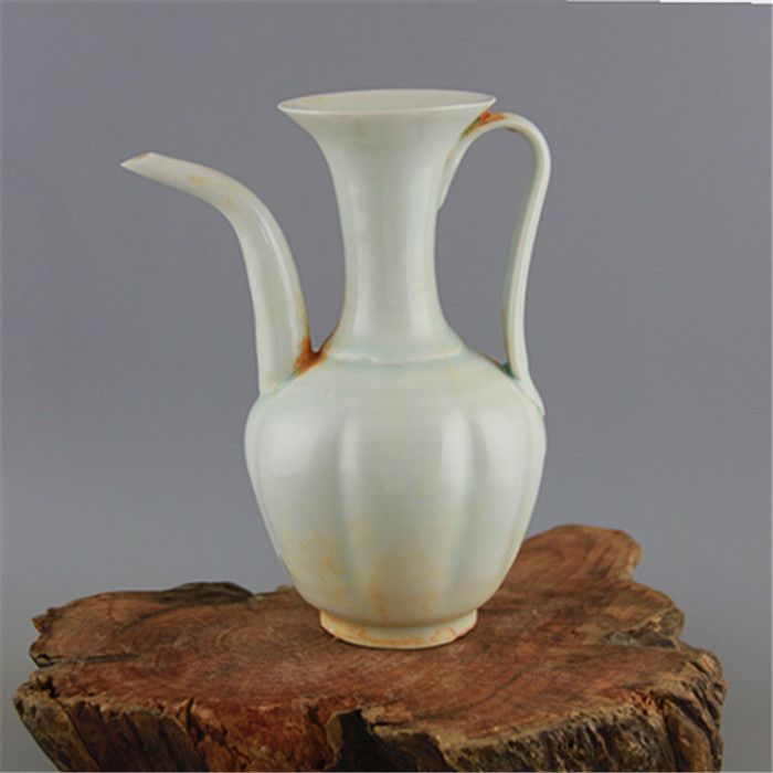 Song Lake Tian Kiln Shadow glazed monochrome pot made of old imitation ancient porcelain old goods old goods ancient porcelain collection Ancient playing antiques