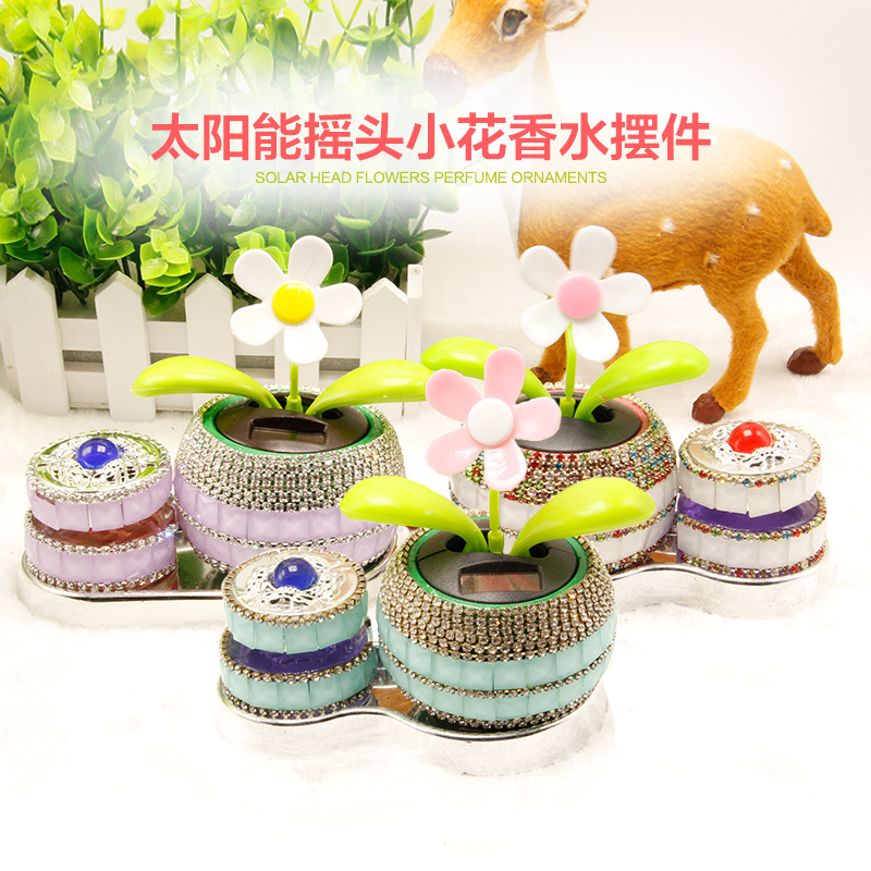 创意水晶镶钻汽车摆件太阳能苹果小花汽车内饰品摇头摆件装饰钻
