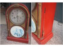 Crown early old clock base clock copper-clad craftsmanship Huangshan welcoming pine pattern old memory Yantai Arctic Constellation Clock