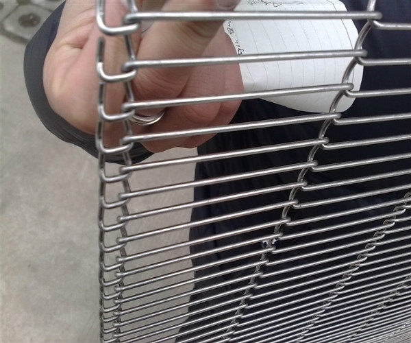 Supply B- shaped mesh belt B- shaped conveyor belt high temperature resistant conveyor mesh chain new products hot sale