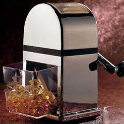  Hand-Cranked Ice Crusher for Commercial and Home Use, Manual Ice Shaver, Ice Crusher, Ice Granulator, Creative Home Appliance