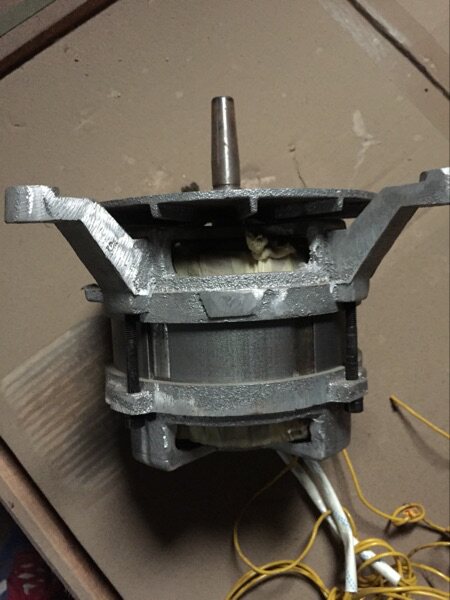 Hot air circulation furnace motor with cooling fan