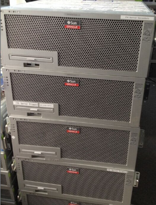 Sun Netra T5440 server 8-Core 1 2GHz