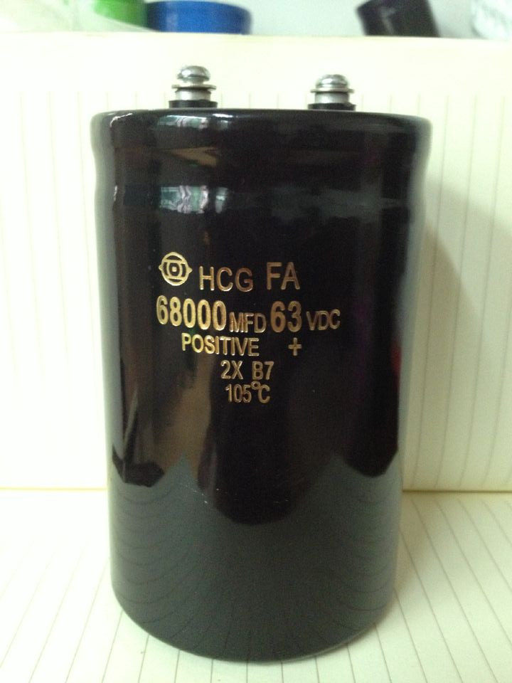 Recommended imported Hitachi 63V68000UF audio filter aluminum electrolytic capacitor screw type capacitor warranty 1 year