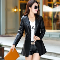 Xuân 2018 mới Quần áo da Hained nữ dài phần thon gọn phù hợp với bộ đồ nhỏ cộng với áo khoác cotton da trenchcoat áo da cổ lông