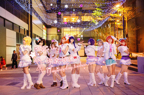 Love live второй сингл snow halation, потому что костюмы для пения всей группы, потому что зимняя одежда включает в себя полный комплект