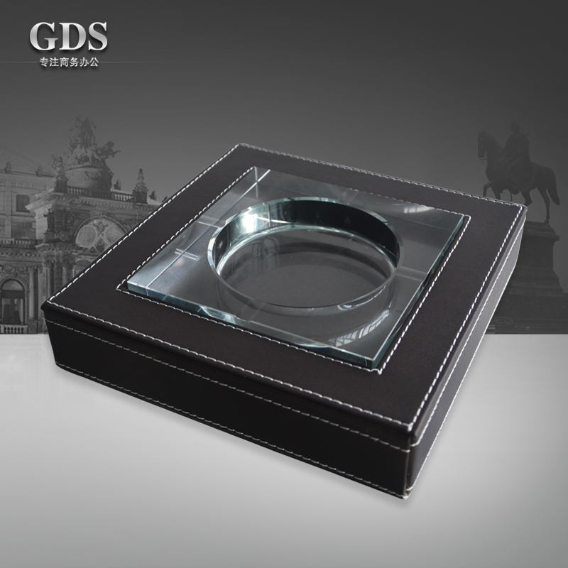 Business Crystal Ashtray Creative Gift European Personality Fashion Leather Ashtray High-end Gift