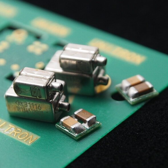 Sound class W4R four moving iron unit with frequency divider