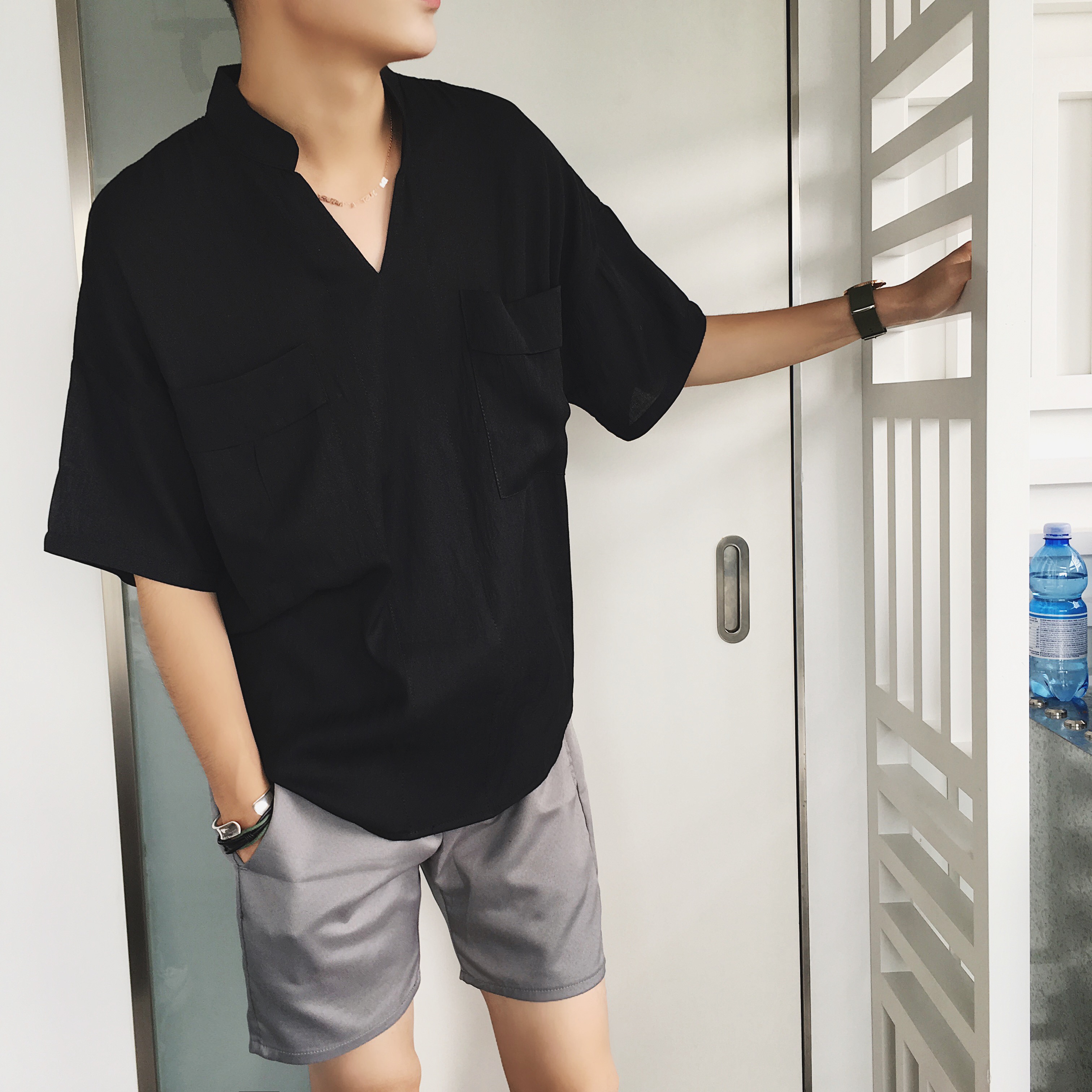 夏季短袖t恤男加肥大码宽松V领潮流恤青年夏季日系文艺薄款纯色男