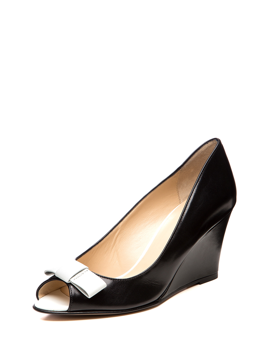 TRANOI 黑色拼白色蝴蝶结装饰鱼嘴坡跟鞋