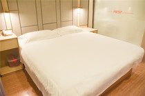 Anathet Chain Hotel (Wenzhou New Town shop) sharpening the large bed room (windowless)