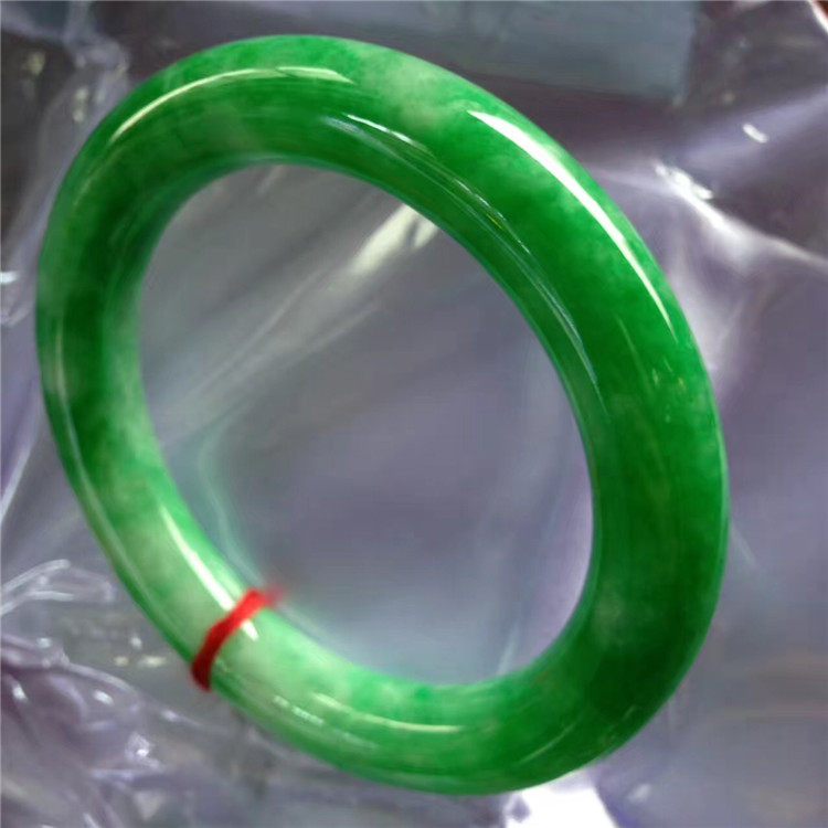 Natural Burmese jadeite jade bracelet ice high-grade with certificate old pit floating green thin round female jade bracelet