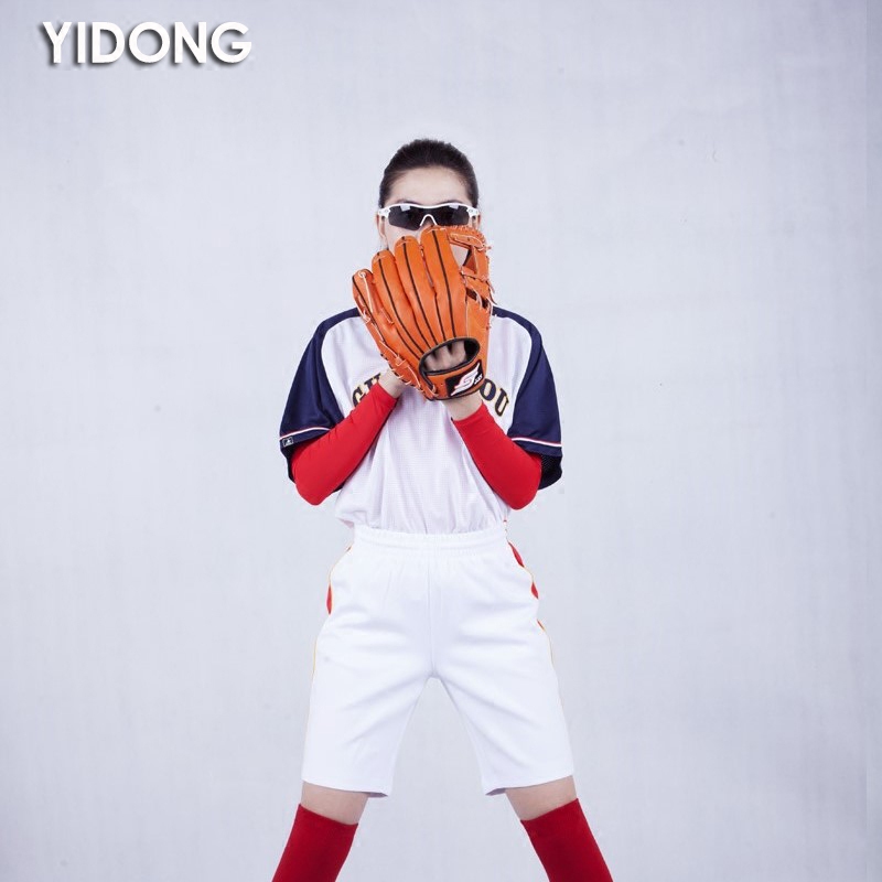 Every move is more than a softball race suit V collar new embroidered blouses male and female baseball professional coats-Taobao
