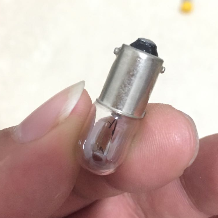 essilor is dedicated to the road grinding machine warehouse bulb with the dependent road G K automatic grinding machine 30V