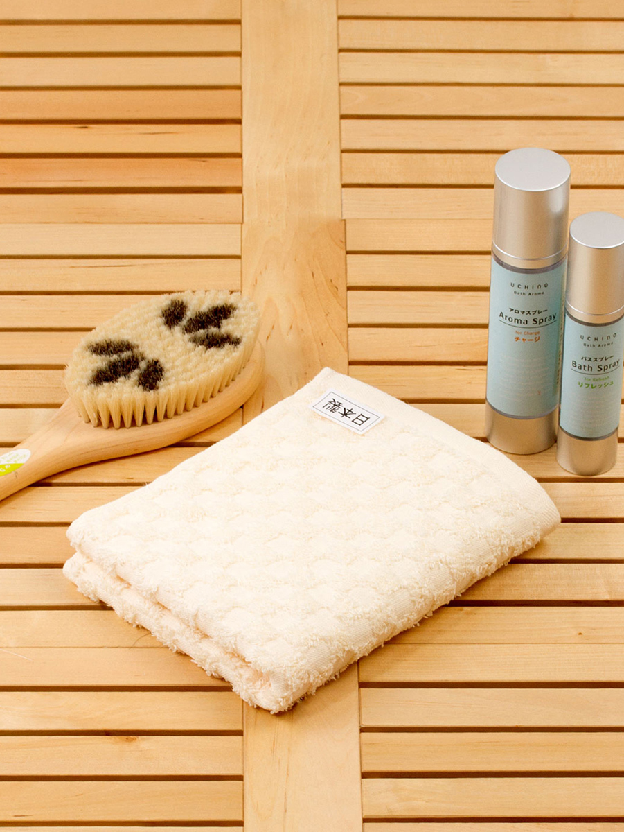 UCHINO|日本制米黄色凹凸提花面巾