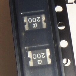 PTC self-recovery fuse 1210 2A 2000MA 6V patch fuse