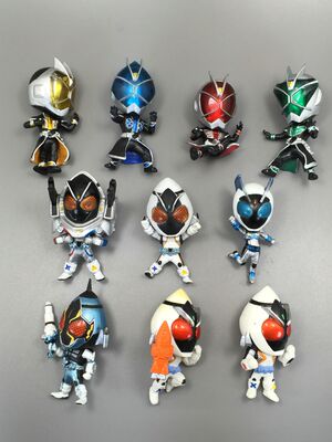 Genuine bulk Masked Superhero and Kamen Rider Q-version pendant series figurines display