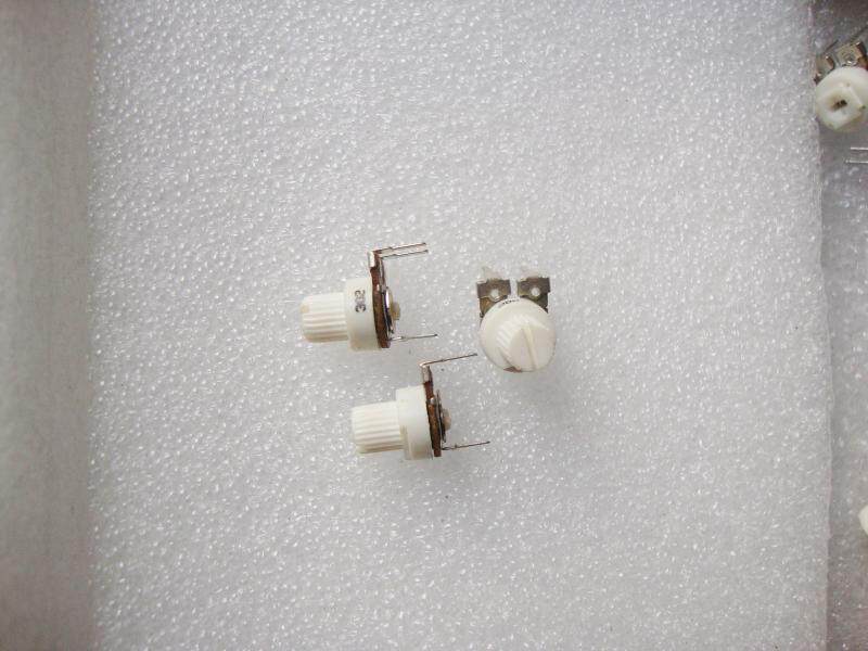 Film divider adjustable potentiometers SR-085-103 302504503 Each specification has a handle length 5mm