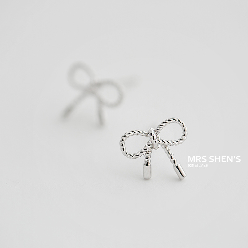 Japan-ROK 925 pure silver earthen woven hemp flower Japan-ROK cute little frescoed butterfly knot ear nail female 100 hitch