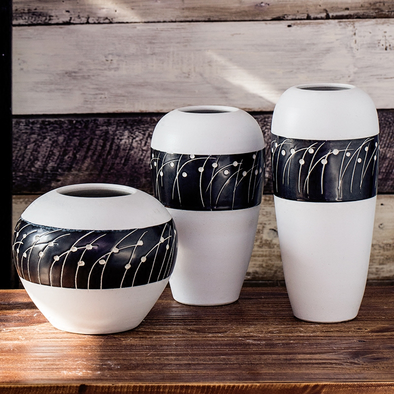 ˮ�ٺϾ������մɻ�ƿ