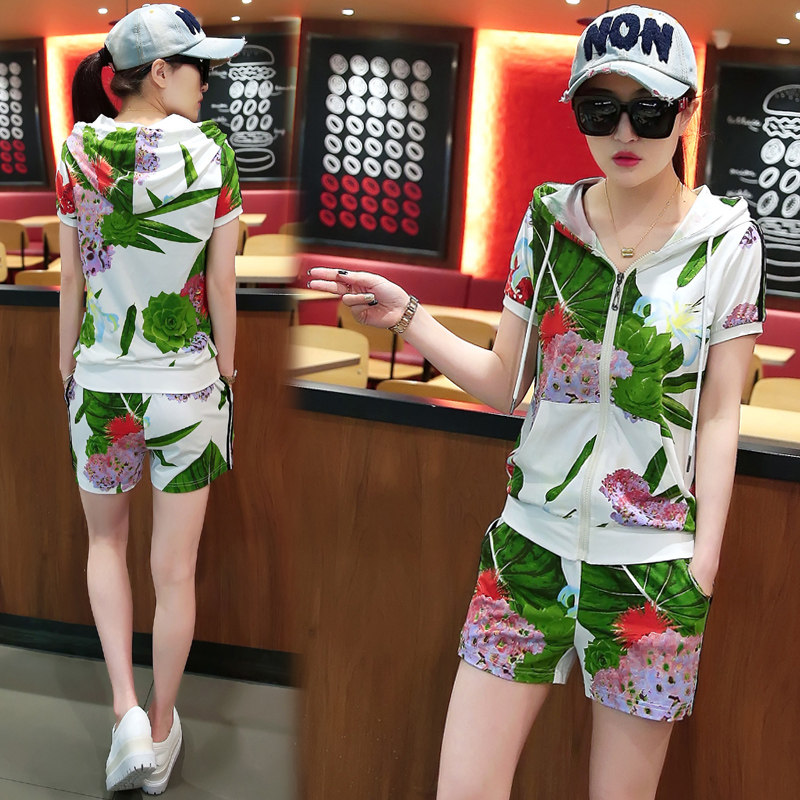 夏季时尚碎花印花连帽短袖短裤两件套修身显瘦休闲运动服套装女夏