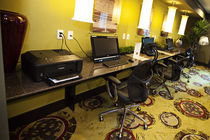 Crowne Plaza Houston Square District KING MOBILITY ACCESSIBLE TUB